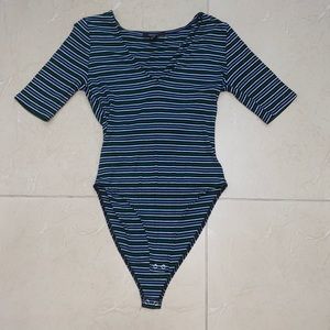 Women’s Cleavage Medium Sleeve Bodysuit